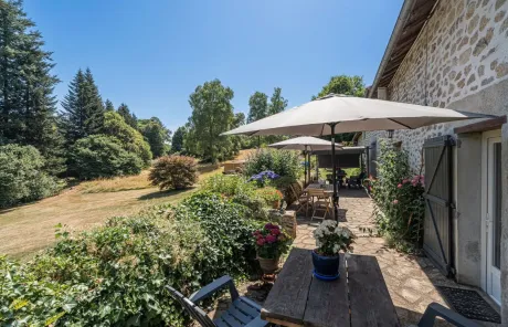 Captivating stone property in France, the Limousin - Your dream home awaits! , € 380,675, 364 m, 15000 m