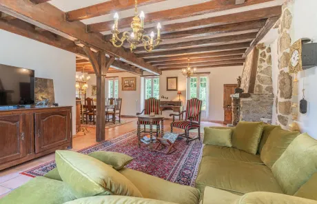 Captivating stone property in France, the Limousin - Your dream home awaits! , € 380,675, 364 m, 15000 m