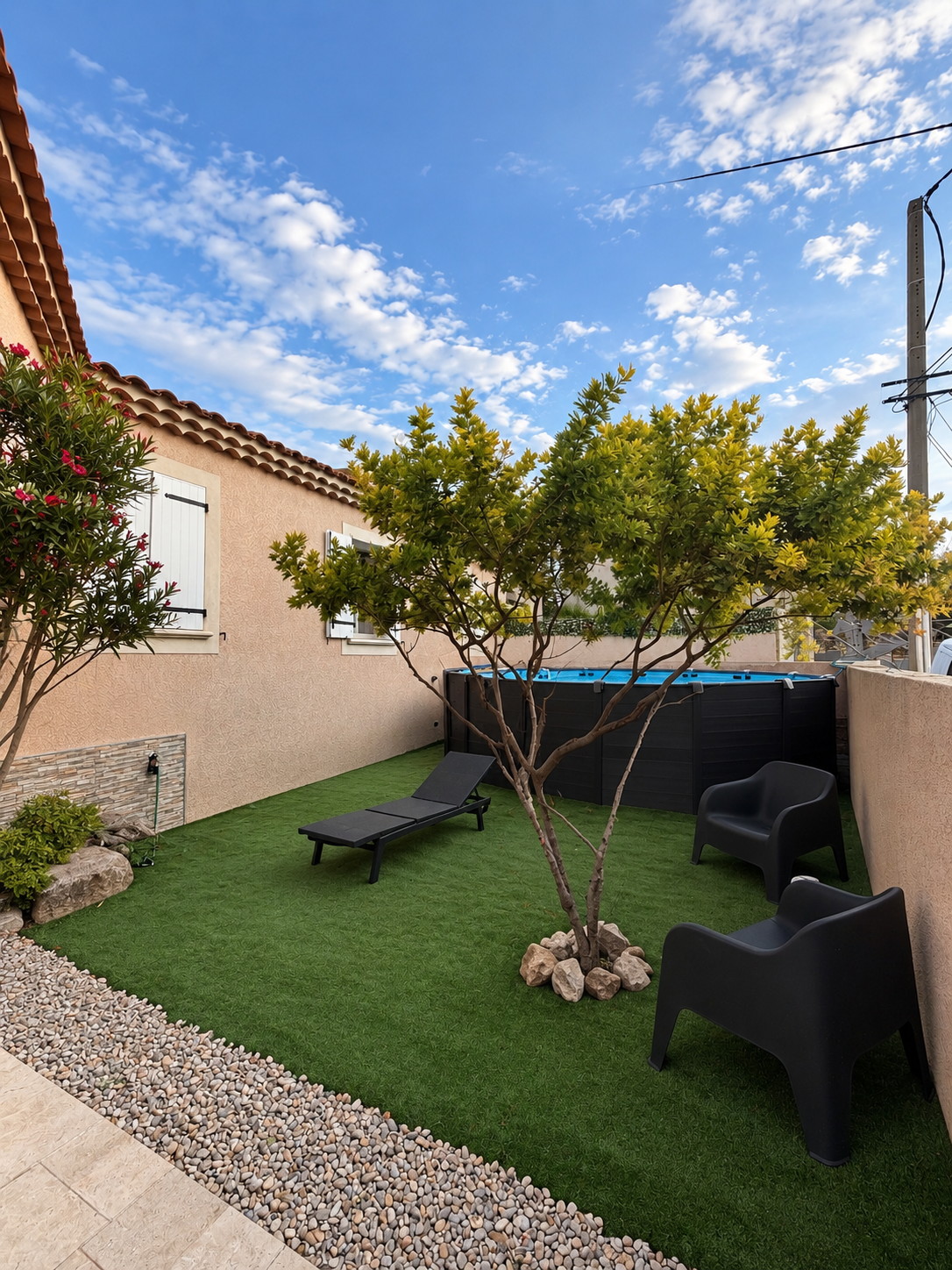 Villa tavel