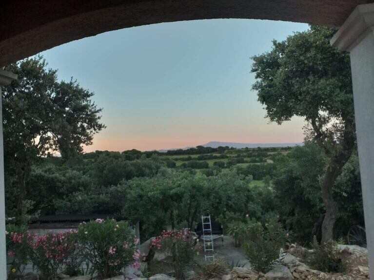 Villa tavel