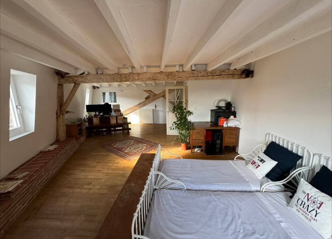 Maison familiale de caractère 210 m² – DPE A – 4 chambres – jardin & garage