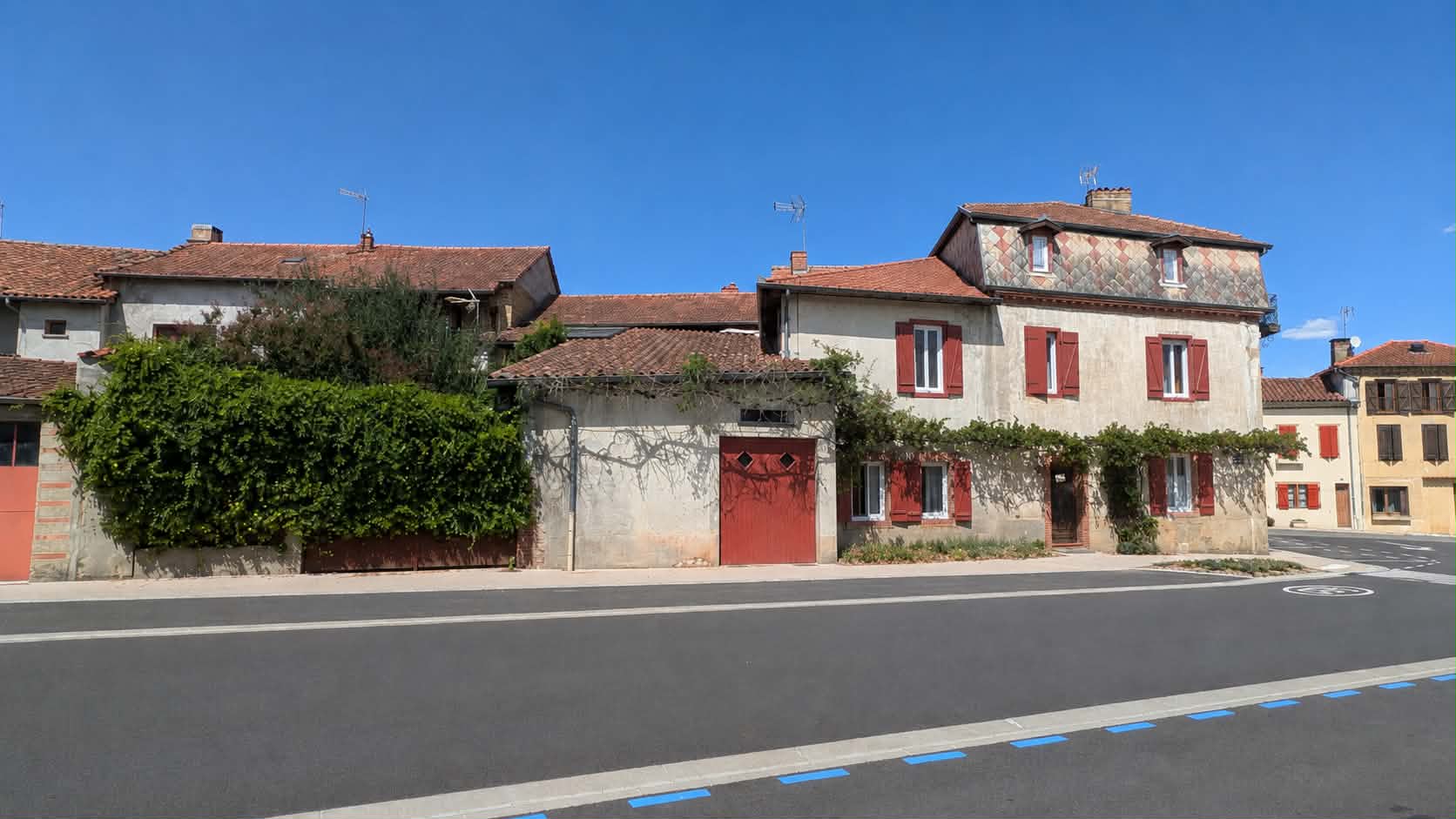 Maison familiale de caractère 210 m² – DPE A – 4 chambres – jardin & garage