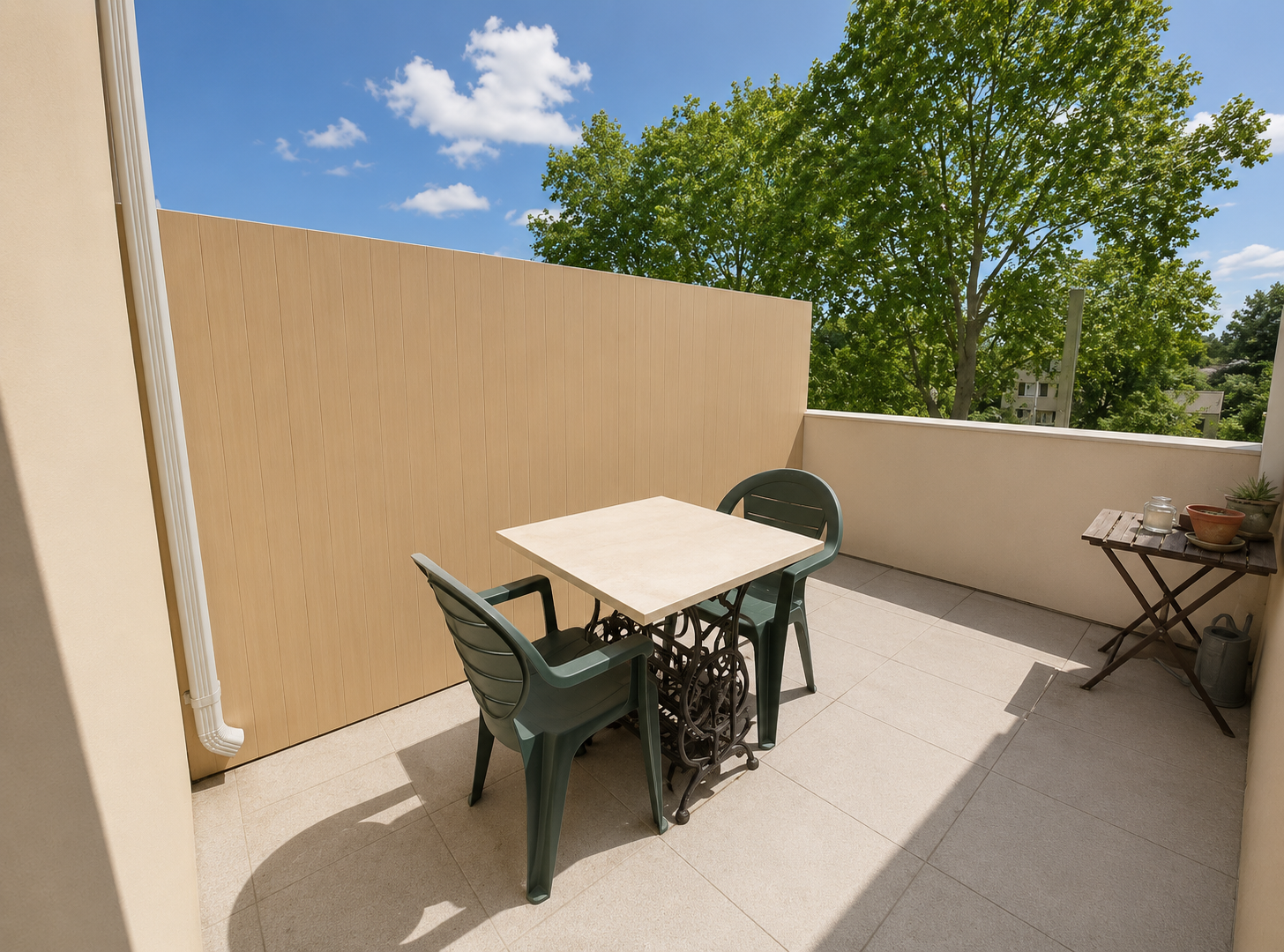 Duplex T3 dernier étage avec 35 m² de terrasses – Montpellier & plages méditerranéennes