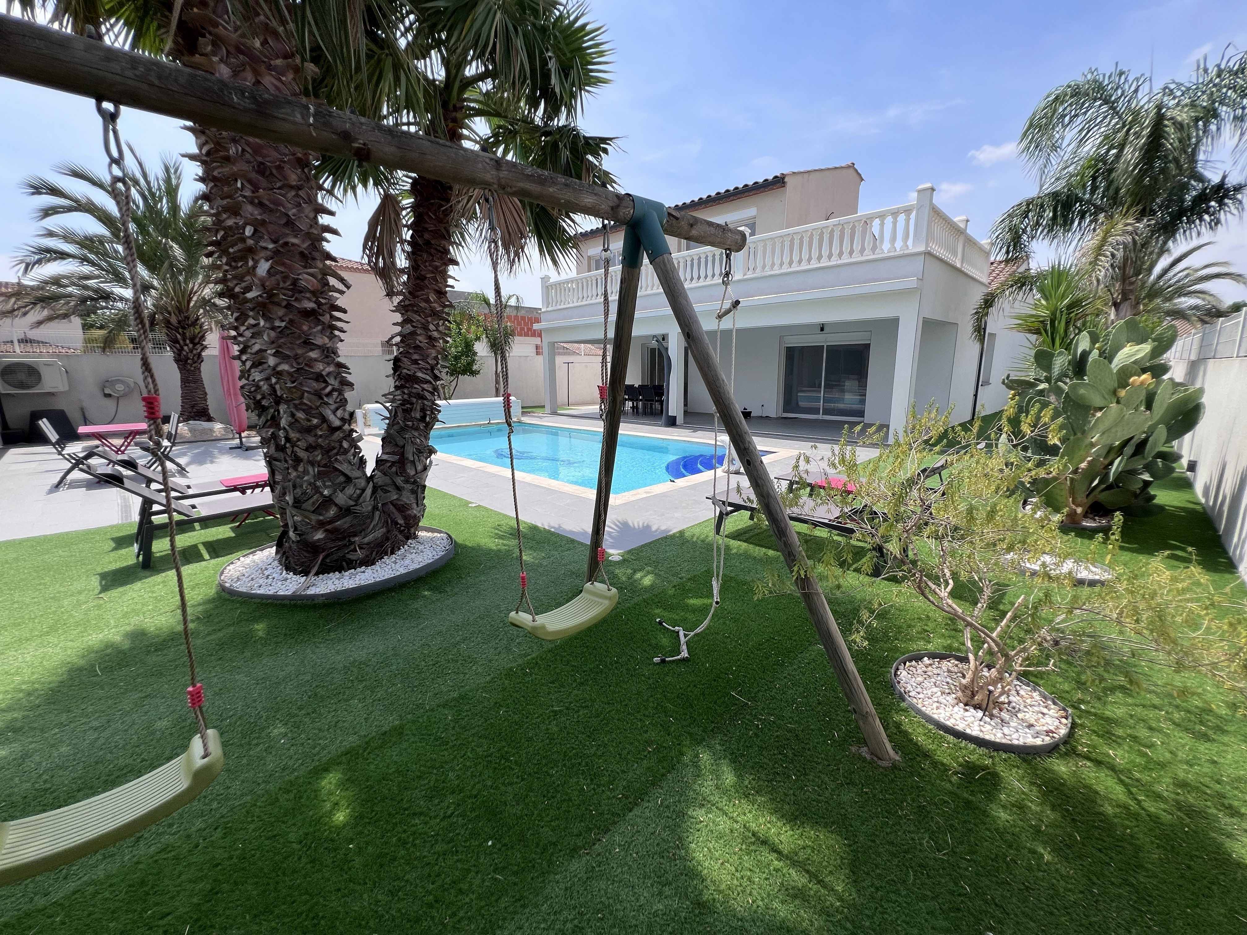 VILLA MONTADY