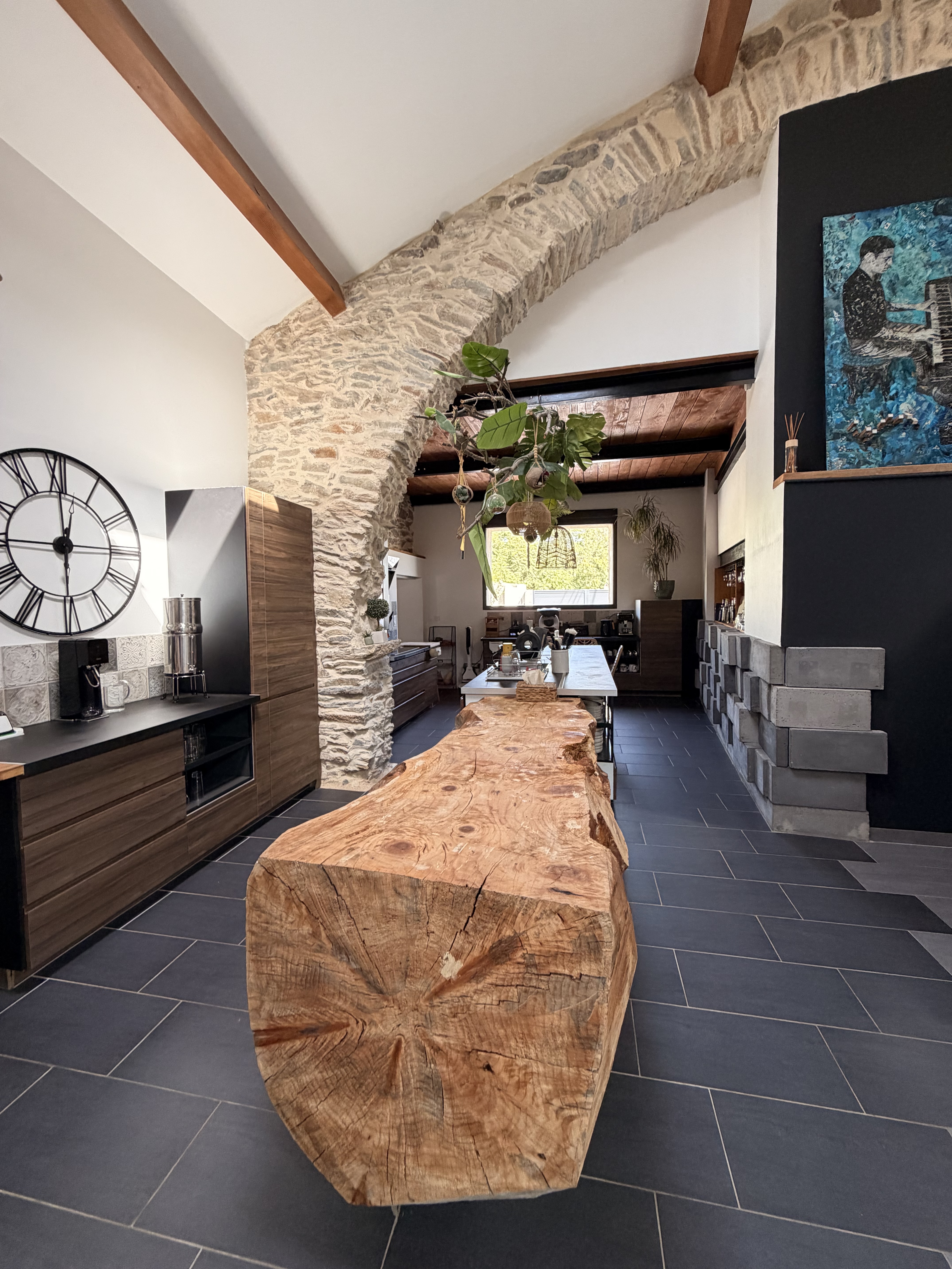 🏡 Character Property – Spacious Rooms & Quality Features