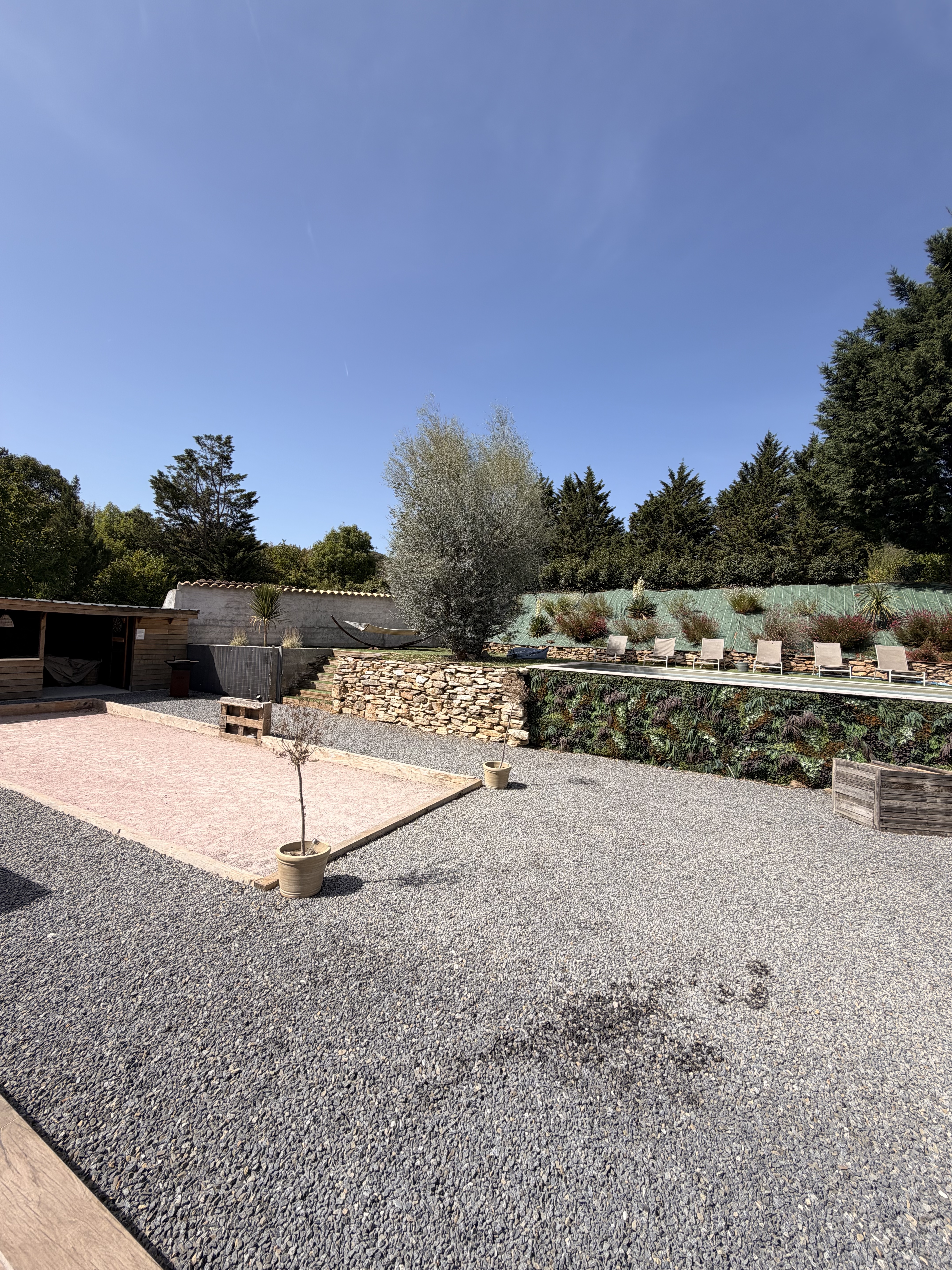 🏡 Character Property – Spacious Rooms & Quality Features