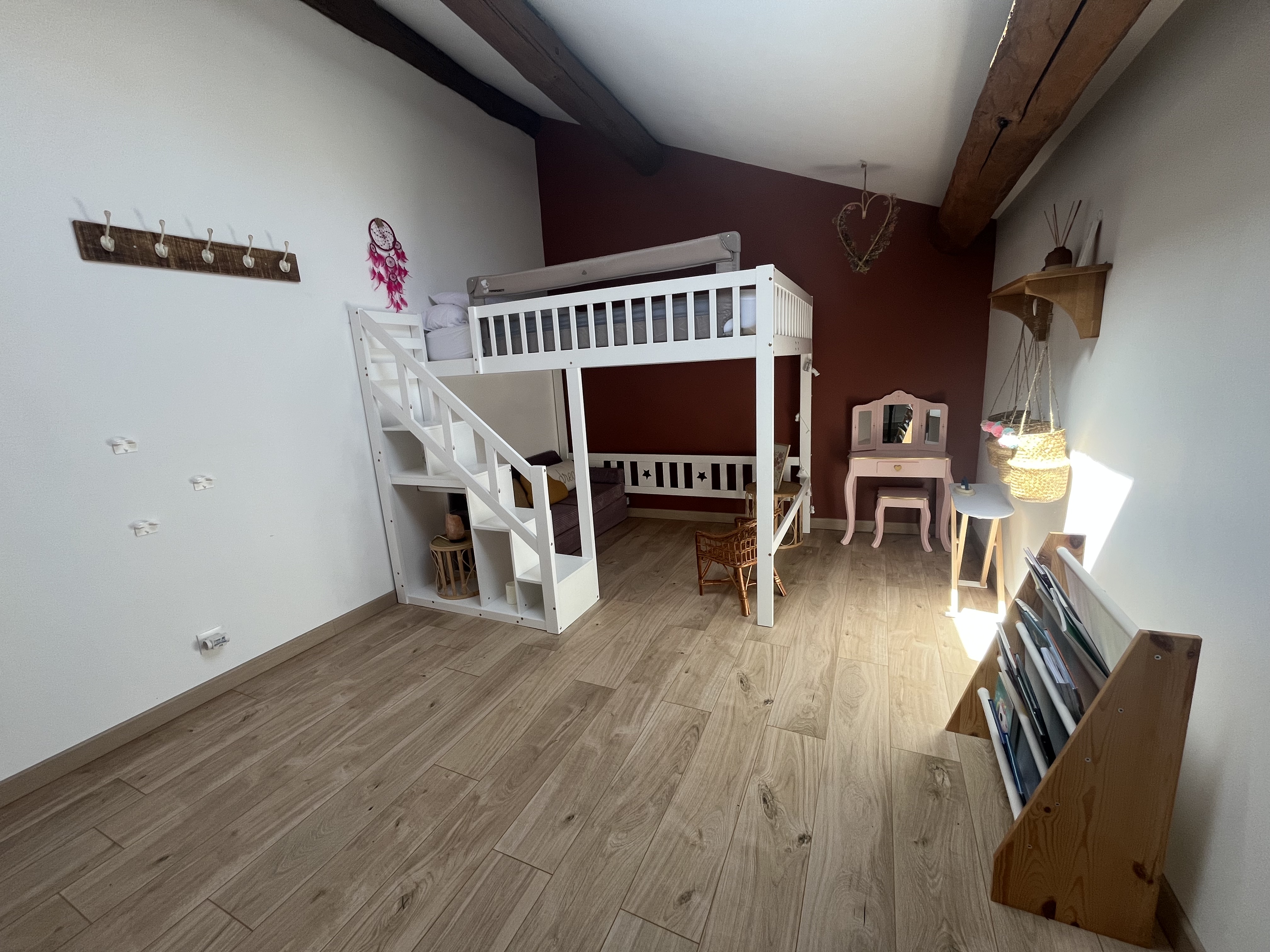 🏡 Character Property – Spacious Rooms & Quality Features