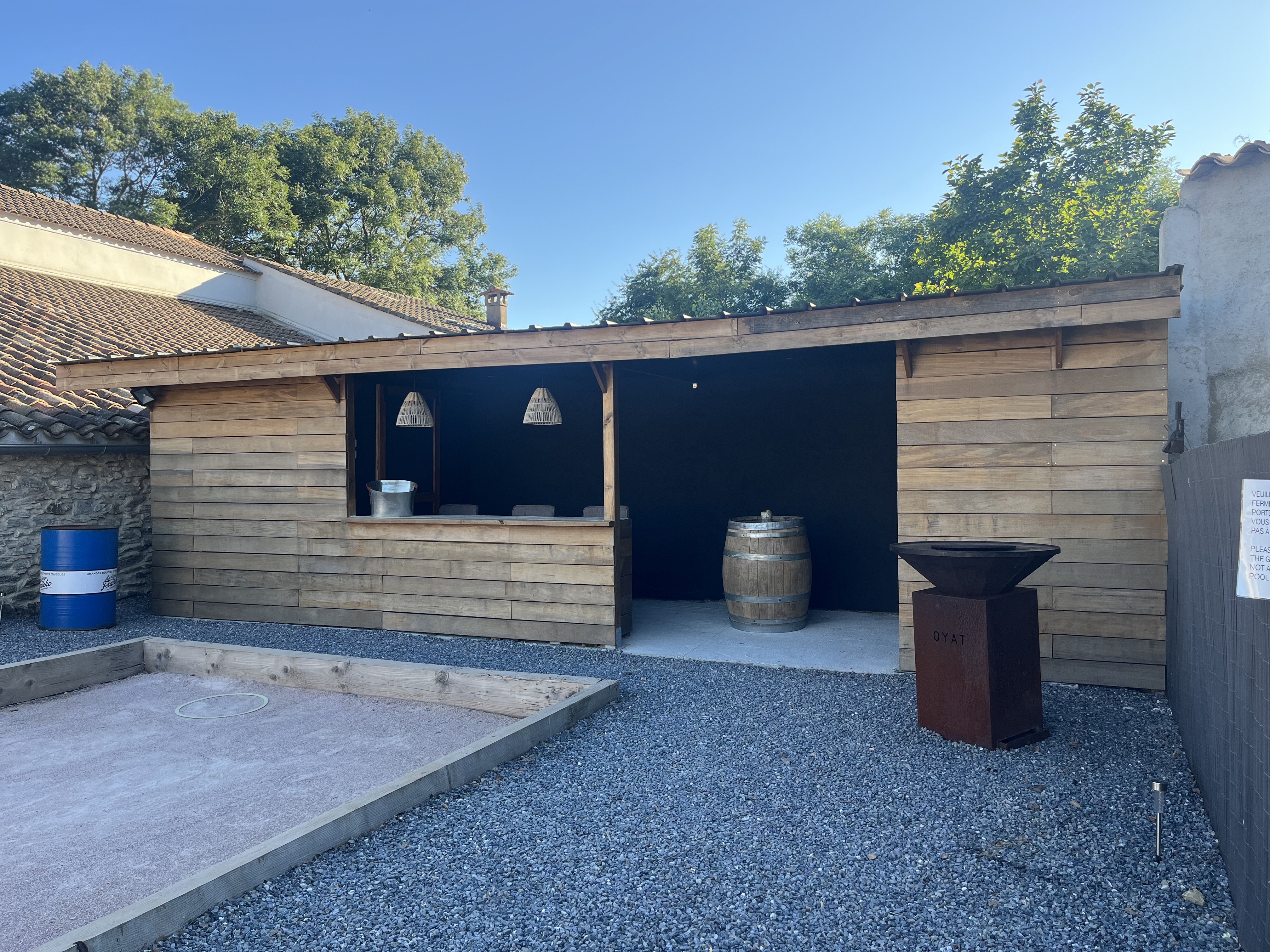 🏡 Character Property – Spacious Rooms & Quality Features