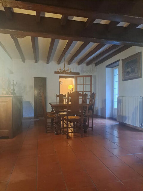 Propriété en Pierre Captivante dans le Limousin – Votre Maison de Rêve Vous Attend !