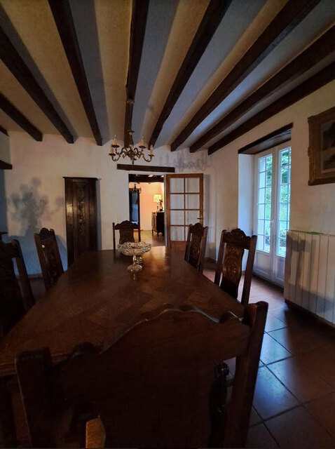 Propriété en Pierre Captivante dans le Limousin – Votre Maison de Rêve Vous Attend !